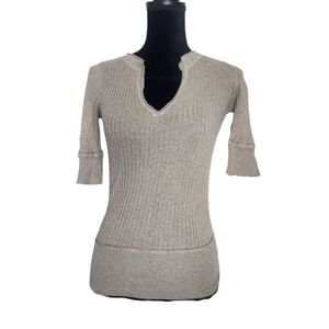 Mossimo Cream Ribbed V Neck Sweater Top Shirt
